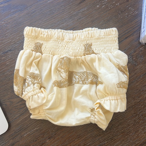 Kate Quinn Tiger Bummies 3-6m - Picture 2 of 3